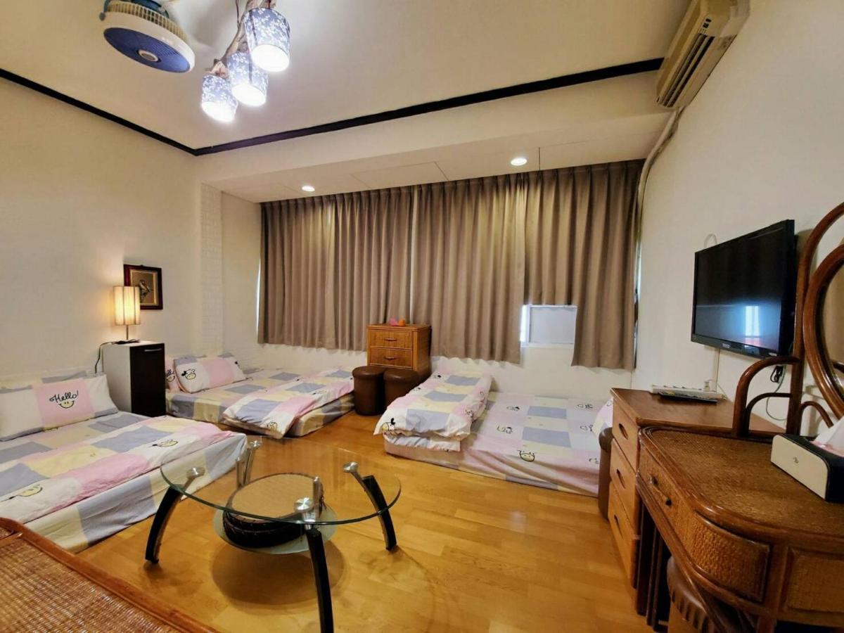 Xincun Seed Homestay Тайнань Экстерьер фото